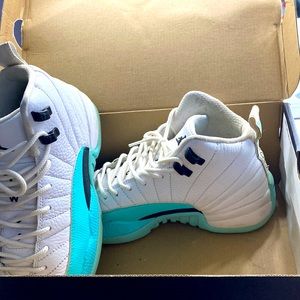 black and blue retro 12s